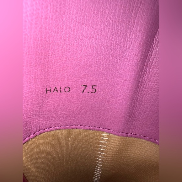 Azalea Wang "Halo" Holographic Stiletto Boots (PLEASE READ) - Picture 9 of 14